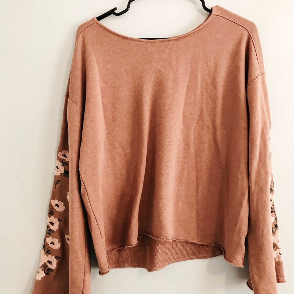 American Eagle Pullover Sweatshirt